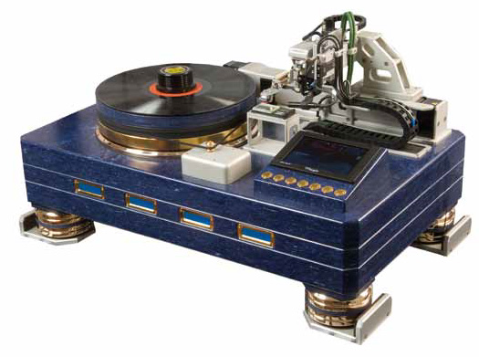 Le châssis du Dereneville VPM 2010-1, d’un poids de 60 kg, est fabriqué en matériau composite Corian et dispose de pieds à ressort pneumatique.