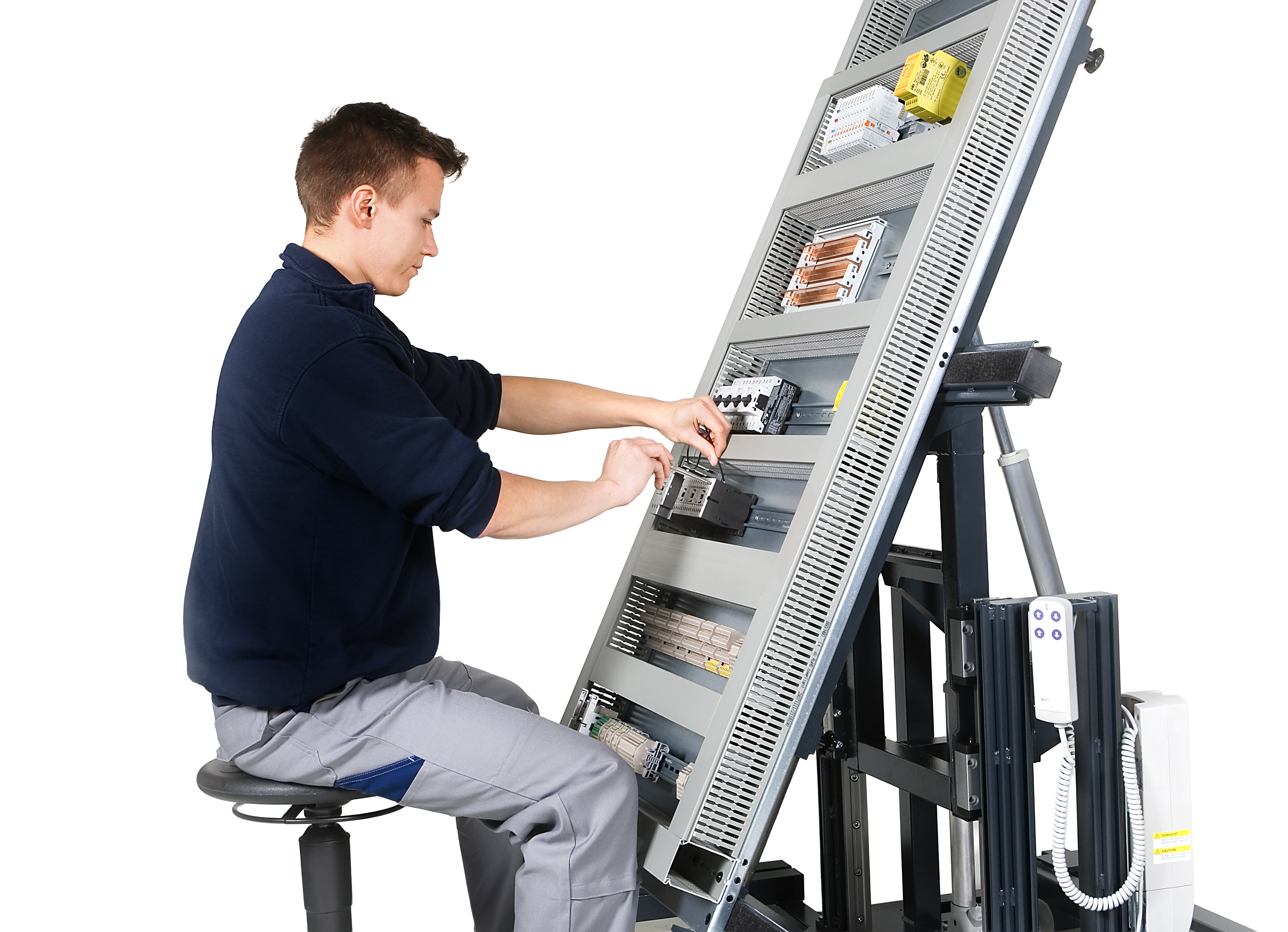 Machine De Cablage WAGO intègre Bauer Systeme et propose des tables de câblage ...